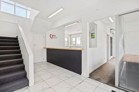 Photo of property in 332 Blenheim Road, Upper Riccarton, Christchurch, 8041