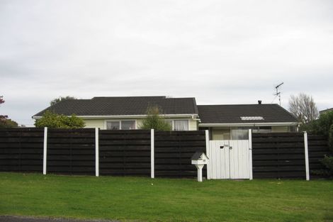 Photo of property in 6b Buckley Grove, Paraparaumu, 5032