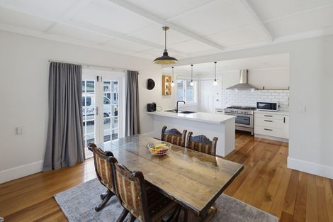 Photo of property in 1213 Caroline Road, Mayfair, Hastings, 4122