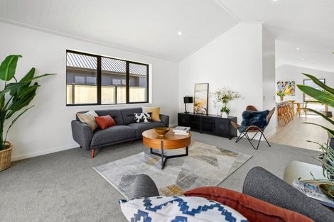 Photo of property in 14 Moonstone Street, Albert Town, Wanaka, 9305