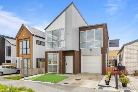 Photo of property in 77 Matakohe Road, Westgate, Auckland, 0814