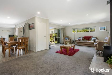 Photo of property in 14 Seafoam Place, Waihi Beach, 3611
