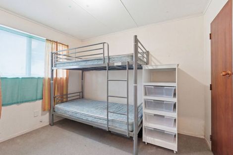 Photo of property in 8 Cascade Crescent, Westbrook, Palmerston North, 4412