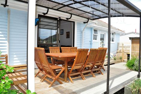 Photo of property in 3 Wakefield Street, Awapuni, Palmerston North, 4412