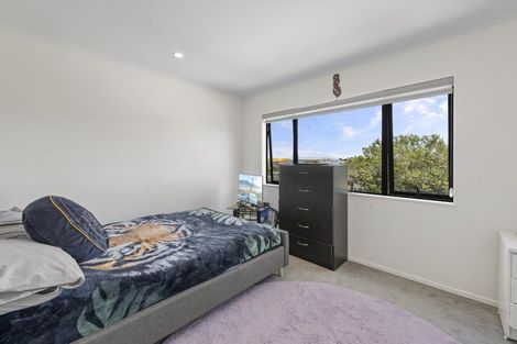 Photo of property in 15b Sealord Place, Manurewa, Auckland, 2102