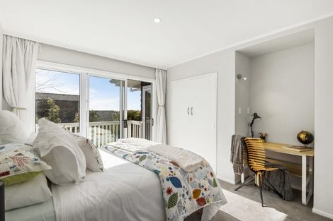 Photo of property in 19 Aberdeen Road, Castor Bay, Auckland, 0620
