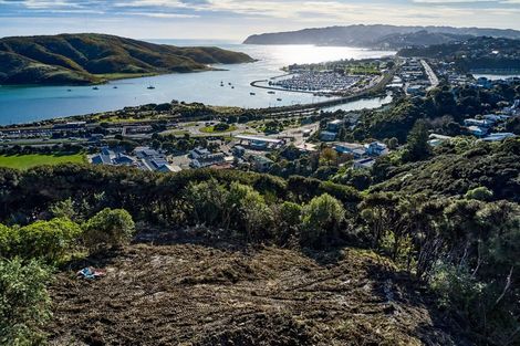 Photo of property in 23 Seascape View, Paremata, Porirua, 5024