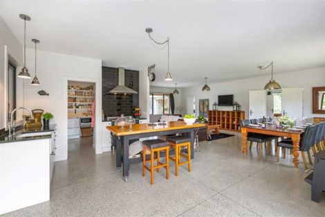 Photo of property in 22 Ellett Road, Karaka, Papakura, 2580