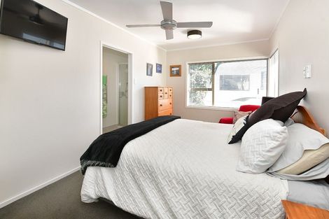 Photo of property in 177 Hibiscus Coast Highway, Red Beach, 0932