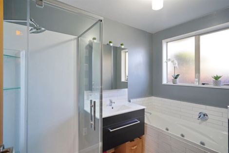 Photo of property in 2/109 Main North Road, Papanui, Christchurch, 8052