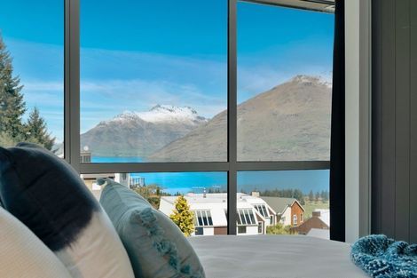 Photo of property in 2d Vancouver Drive, Queenstown, 9300