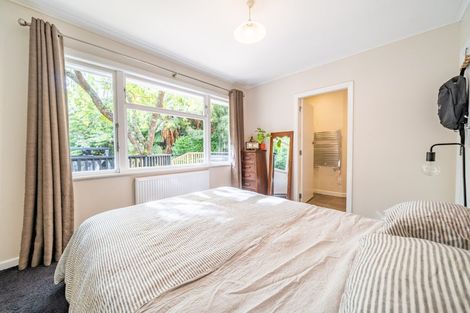 Photo of property in 49 Blue Mountains Road, Pinehaven, Upper Hutt, 5019