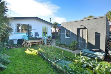 Photo of property in 15 Cashel Street, South Dunedin, Dunedin, 9012