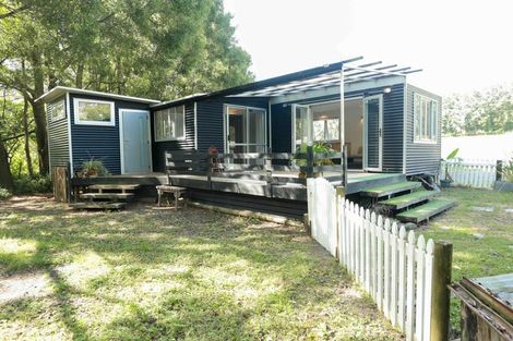 Photo of property in 27 Robinson Road, Coatesville, Albany, 0793