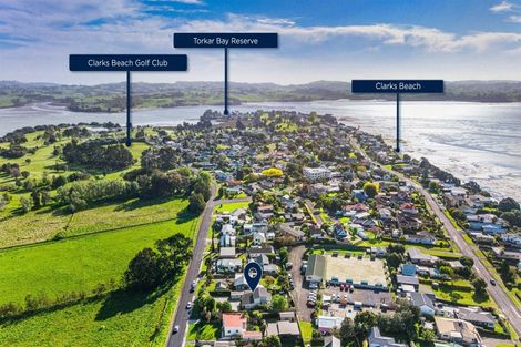 Photo of property in 25 Stevenson Road, Clarks Beach, 2122