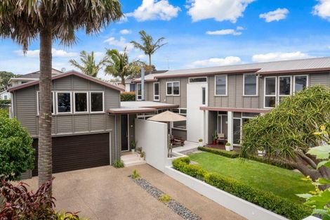 Photo of property in 6 Beresford Street, Bayswater, Auckland, 0622