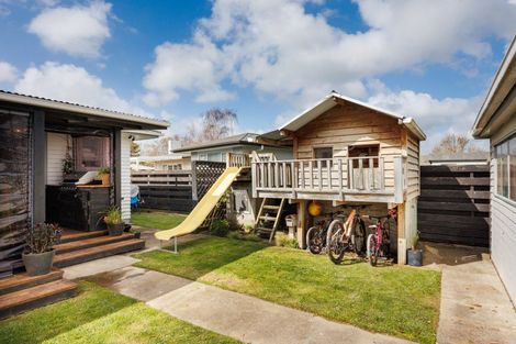 Photo of property in 144 Ruamahanga Crescent, Terrace End, Palmerston North, 4410