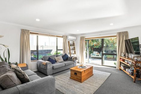 Photo of property in 2/30 Jennifer Street, Bryndwr, Christchurch, 8053