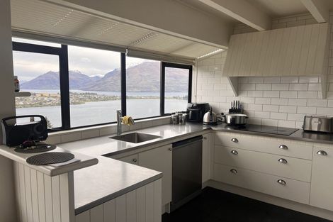 Photo of property in 127 Goldfield Heights, Queenstown, 9300