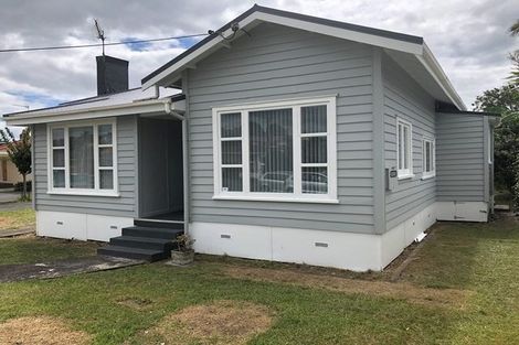 Photo of property in 33 Alma Road, Milford, Auckland, 0620