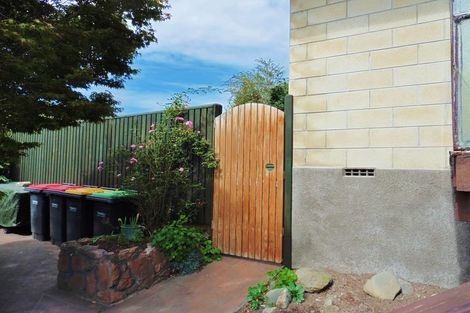 Photo of property in 1/2 Clifton Terrace, West End, Timaru, 7910