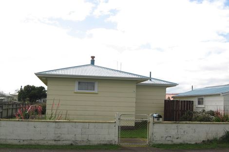 Photo of property in 74a Broadway, Waitara, 4320