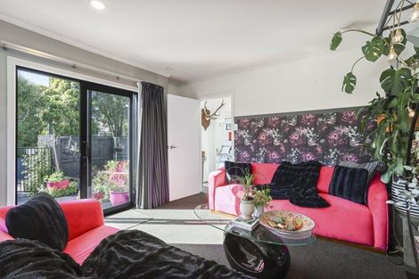 Photo of property in 1/328 Main North Road, Redwood, Christchurch, 8051