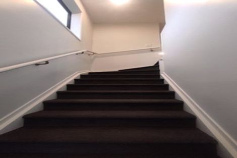 Photo of property in 3/47 Awaroa Road, Sunnyvale, Auckland, 0612