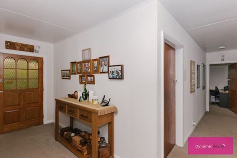 Photo of property in 166 Botanical Road, Takaro, Palmerston North, 4412