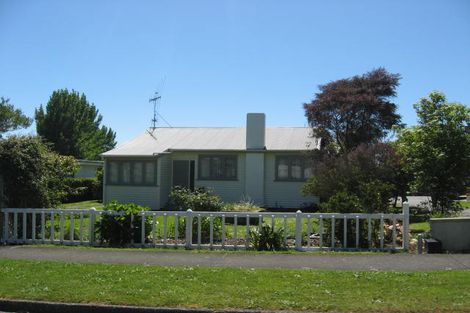 Photo of property in 70 Domain Road, Te Awamutu, 3800