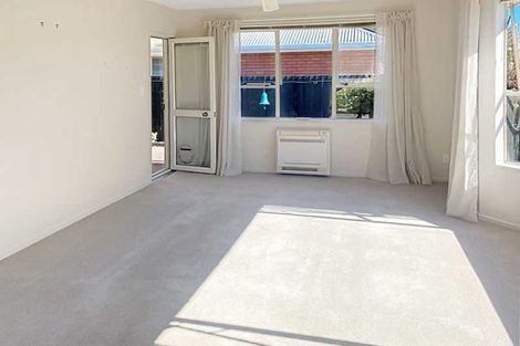 Photo of property in 135 Hawford Road, Opawa, Christchurch, 8023