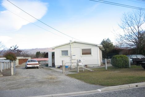 Photo of property in 21 Campbell Street, Alexandra, 9320