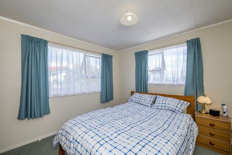 Photo of property in 8 O'rourke Place, Otaki Beach, Otaki, 5512