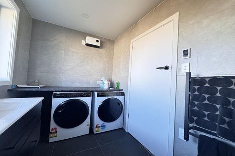 Photo of property in 9 Lomond Place, Mosgiel, 9024