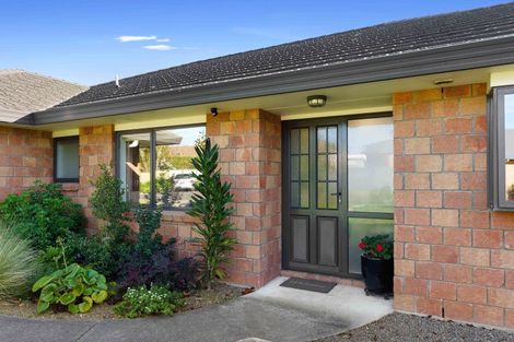 Photo of property in 28 Rifleman Lane, Paraparaumu Beach, Paraparaumu, 5032