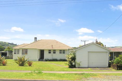 Photo of property in 11 Tawhana Street, Te Kuiti, 3910