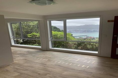 Photo of property in 39 Robieson Street, Roseneath, Wellington, 6011