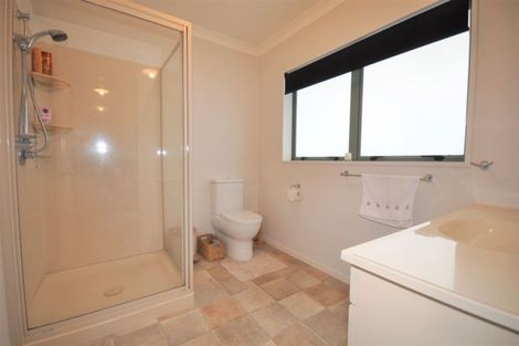 Photo of property in 1 Loveridge Place, Morrinsville, 3300