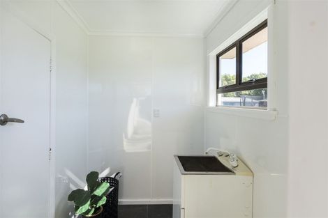 Photo of property in 1 Nairn Crescent, Awapuni, Palmerston North, 4412