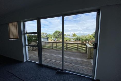 Photo of property in 3 The Crest, Sunnyhills, Auckland, 2010