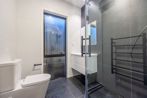 Photo of property in 20 Lewis Younie Road, Kumeu, 0810