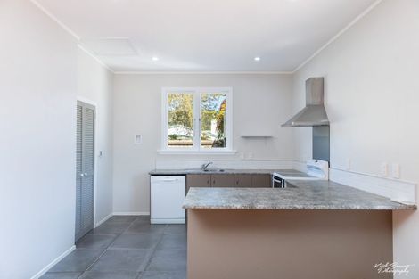 Photo of property in 316 Stokes Valley Road, Stokes Valley, Lower Hutt, 5019