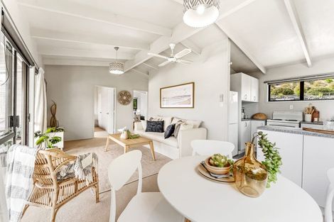 Photo of property in 5a Rangimaarie Crescent, Snells Beach, 0920