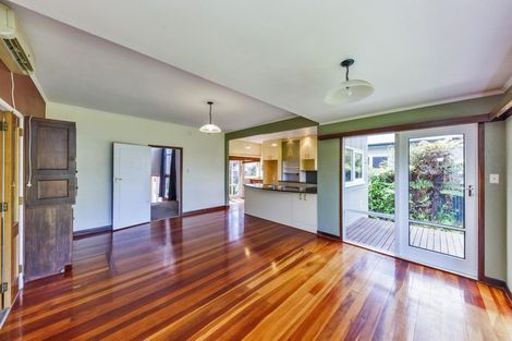 Photo of property in 19 Sheffield Street, Awapuni, Palmerston North, 4412