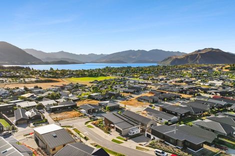 Photo of property in 48 Farrant Drive, Wanaka, 9305