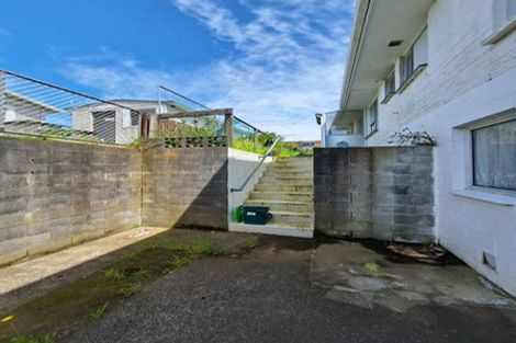 Photo of property in 1/183 Seaview Road, Westown, New Plymouth, 4310