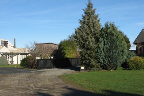 Photo of property in 43 Anne Street, Winton, 9720