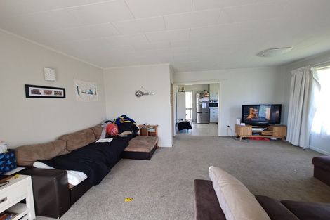 Photo of property in 1/183 Seaview Road, Westown, New Plymouth, 4310