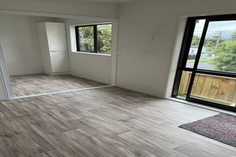 Photo of property in 46 Newington Road, Henderson, Auckland, 0612