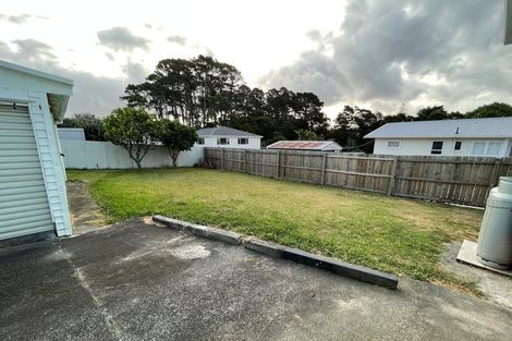Photo of property in 20 Glendene Avenue, Glendene, Auckland, 0602